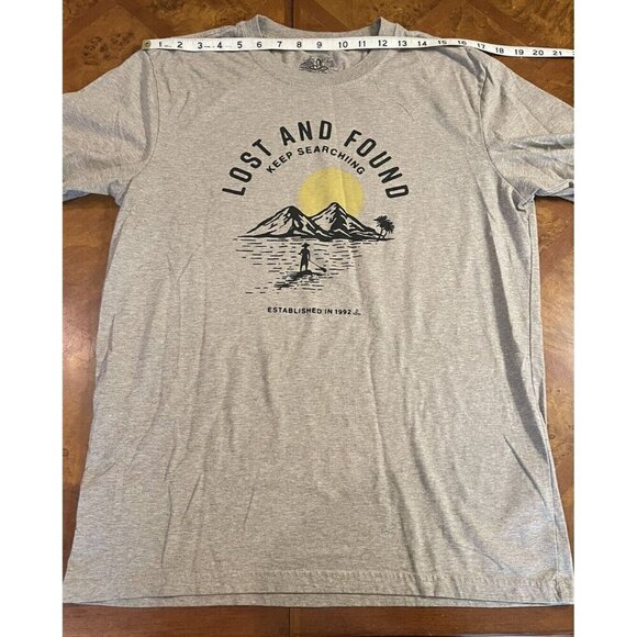Prana Graphic T Shirt Men's Size M Lost & Found Keep Searching Sandstone SS - Picture 4 of 7